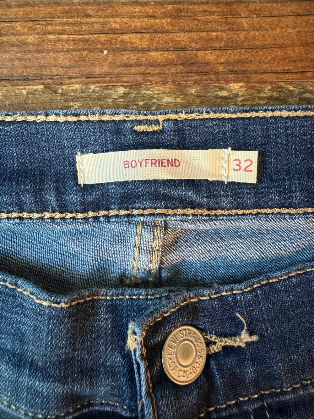 Levi's Boyfriend Jeans in Medium Blue Denim